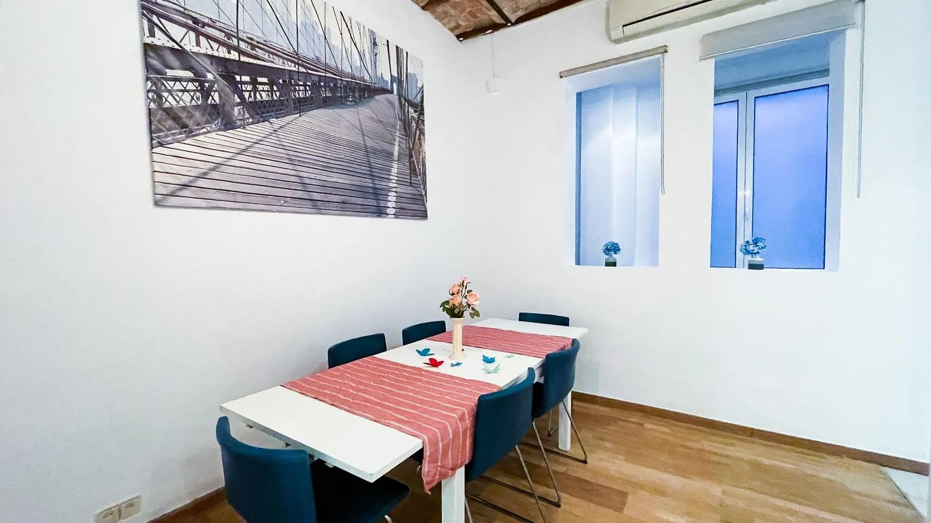 Private Rooms In Born - Barcelona