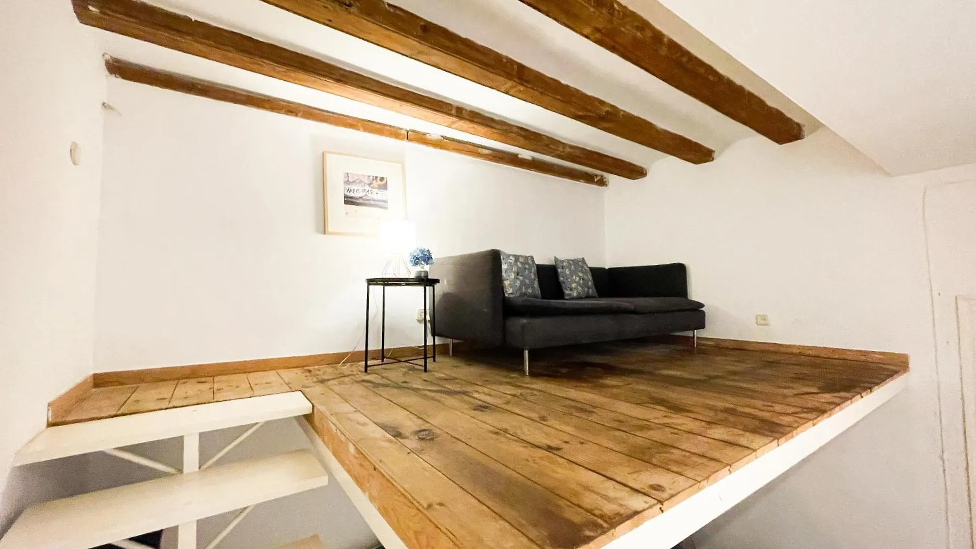 Private Rooms In Born - Barcelona