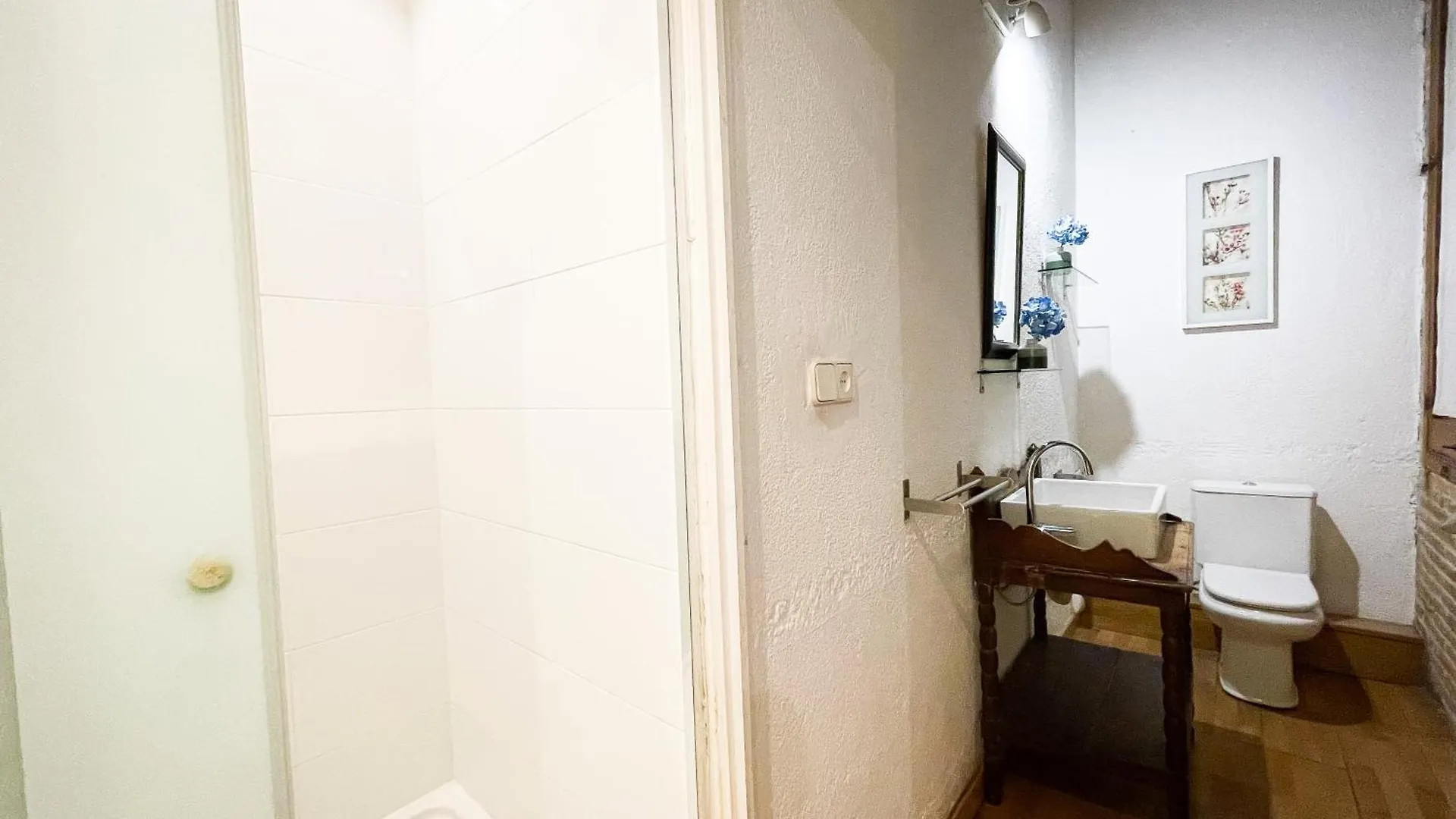 Hostel Private Rooms In Born - Barcelona