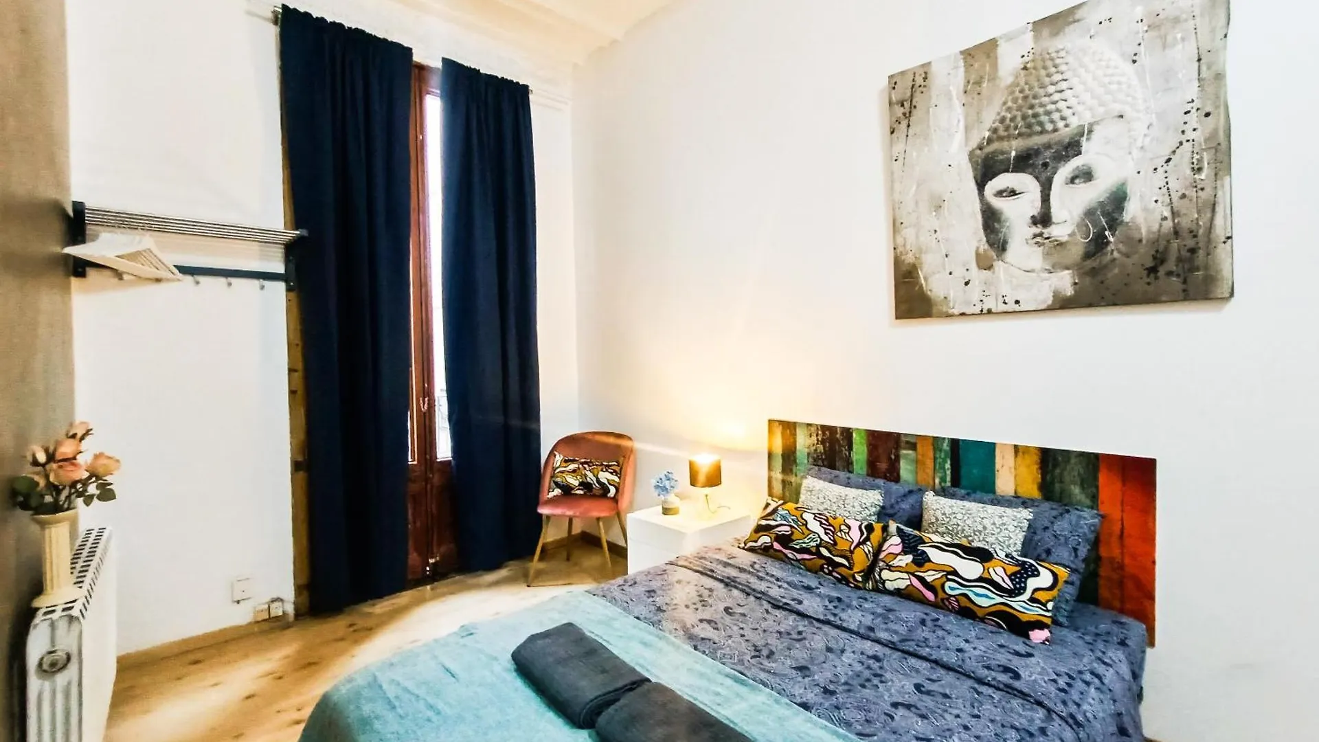 Hostel Private Rooms In Born - Barcelona